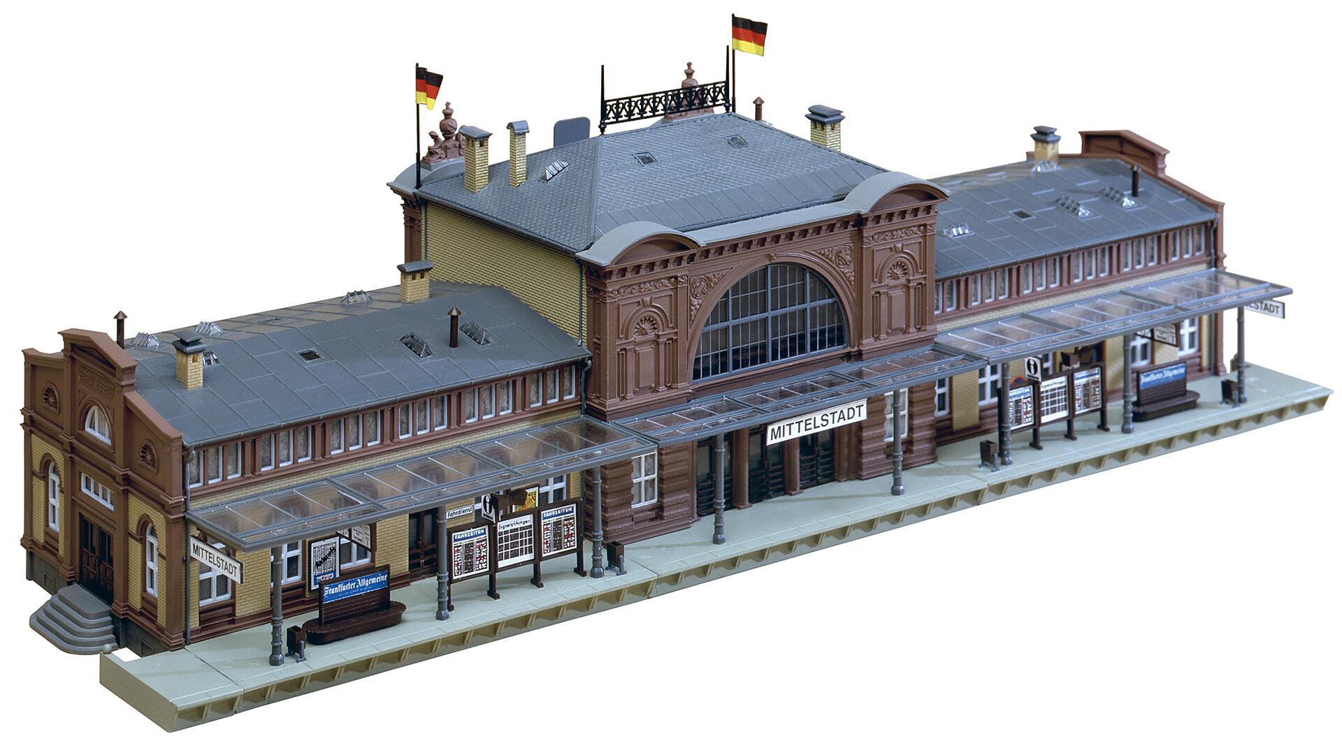 Stazione ferroviaria di Mittelstadt in scala H0 FALLER 110115