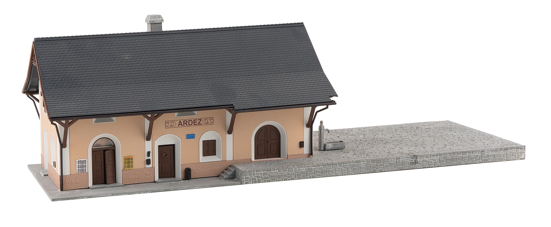 Stazione Ardez in scala H0 FALLER 110144